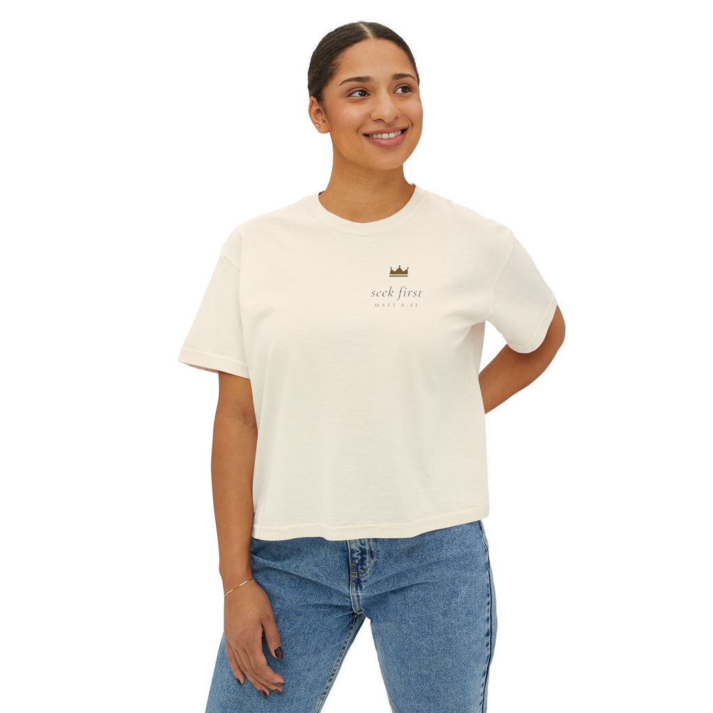 Seek First Minimal Crop Tee